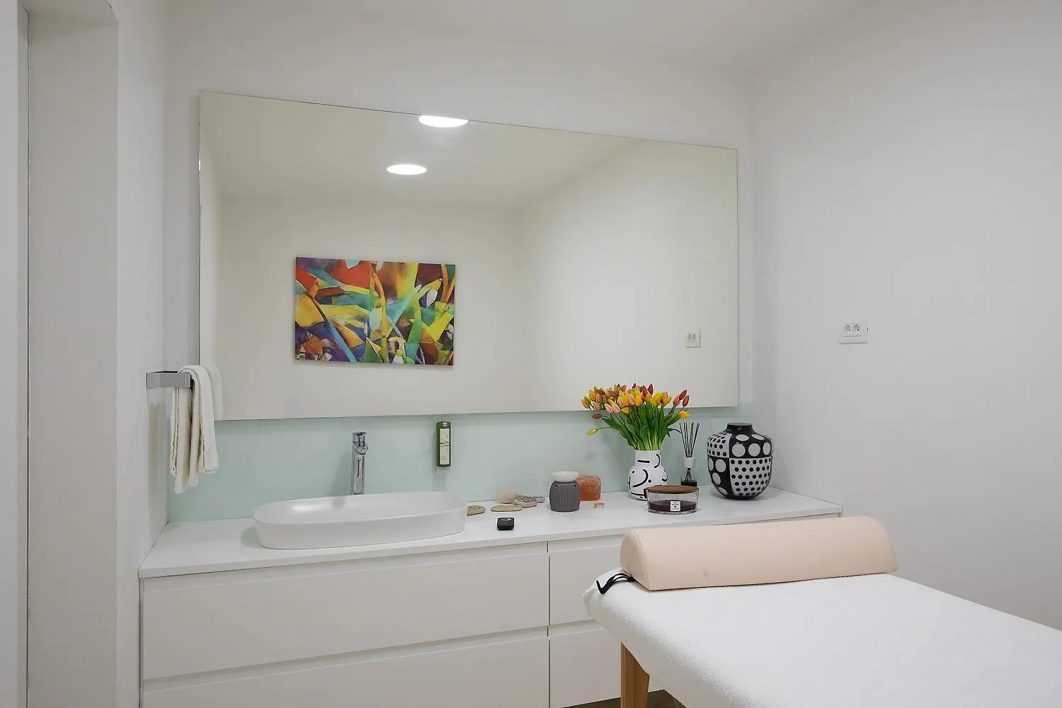 Villa Lucy Banjole For 12 People Near Medulin With Heated Indoor Pool & Spa Just 400 Meters From The Beach 0*,