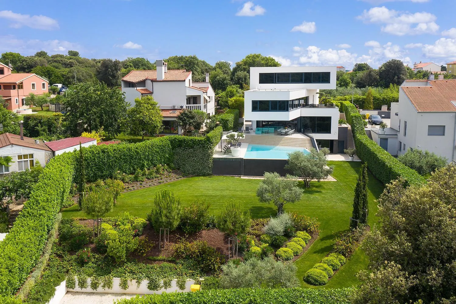 Villa Lucy Banjole For 12 People Near Medulin With Heated Indoor Pool & Spa Just 400 Meters From The Beach Croatia